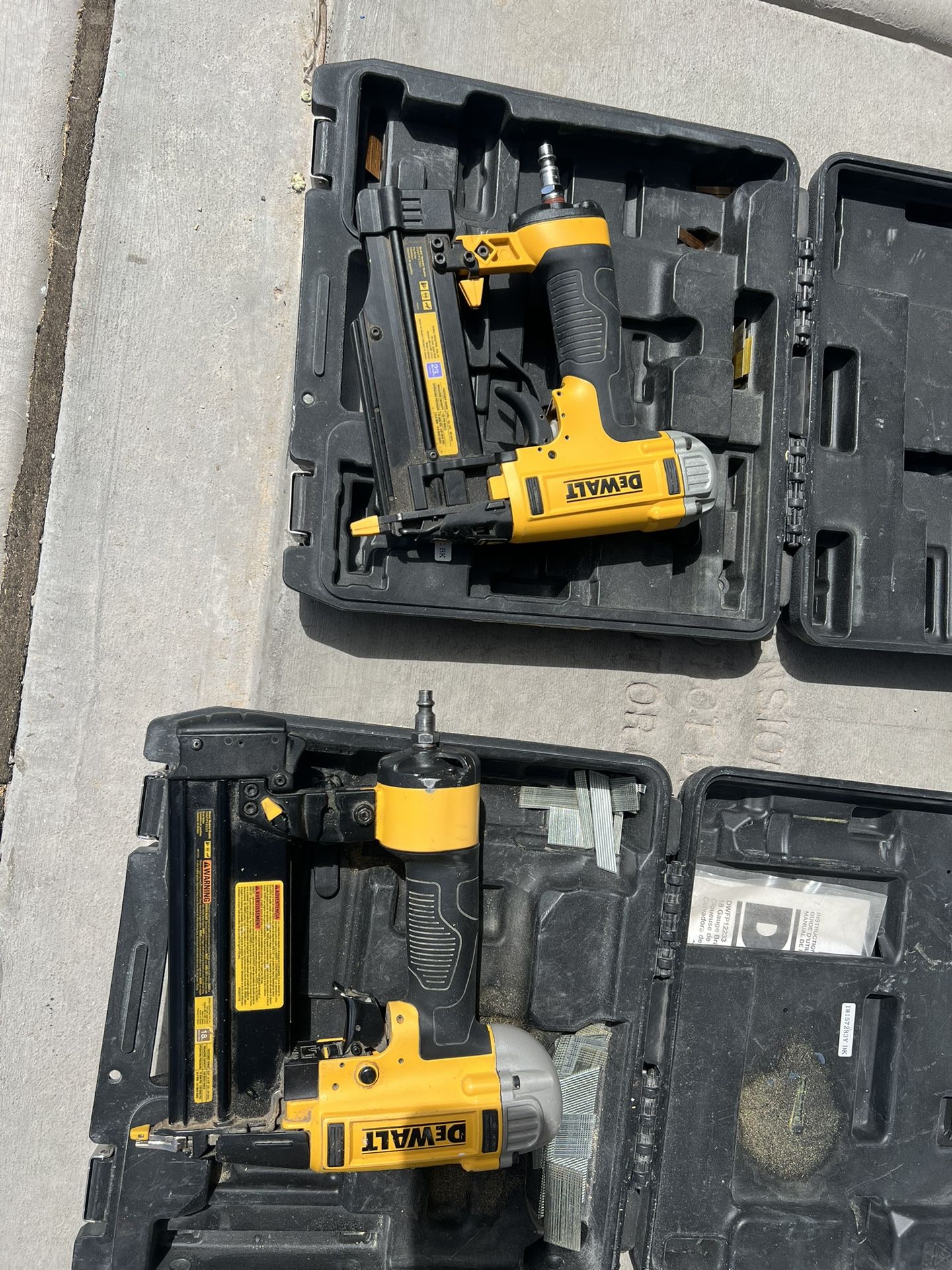Dewalt Brad Nail Guns 18g And 26g