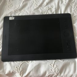 Wacom Tablet Medium Graphic Design 