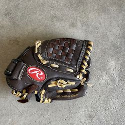 Rawlings Youth Baseball Glove- Brown