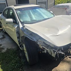 Nissan Maxima 2011