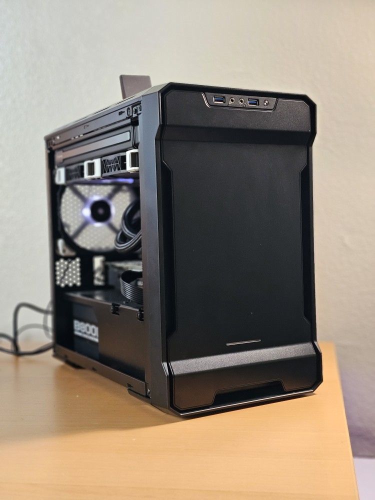 i7 ITX Desktop | 16GB DDR4 | Liquid Cooled | SSD | GTX 1070 8GB | Gaming PC
