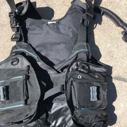 D BCD Diva Sea Quest - Size Medium - Used only once!