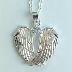 Fashion Wings Necklace