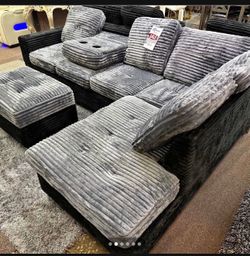NEW SECTIONAL SOFA, INCLUDING FREE DELIVERY PAY UPON ARRIVAL