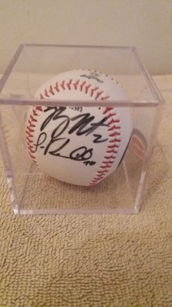 Cubs Ryan and James Russel autographed Baseball