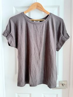 Gray Short Sleeve T-Shirt with Rolled Cuffs