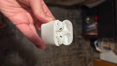 1st Gen Air Pods