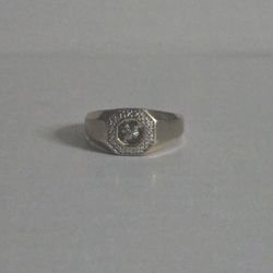 10 K Gold & Diamond Ring