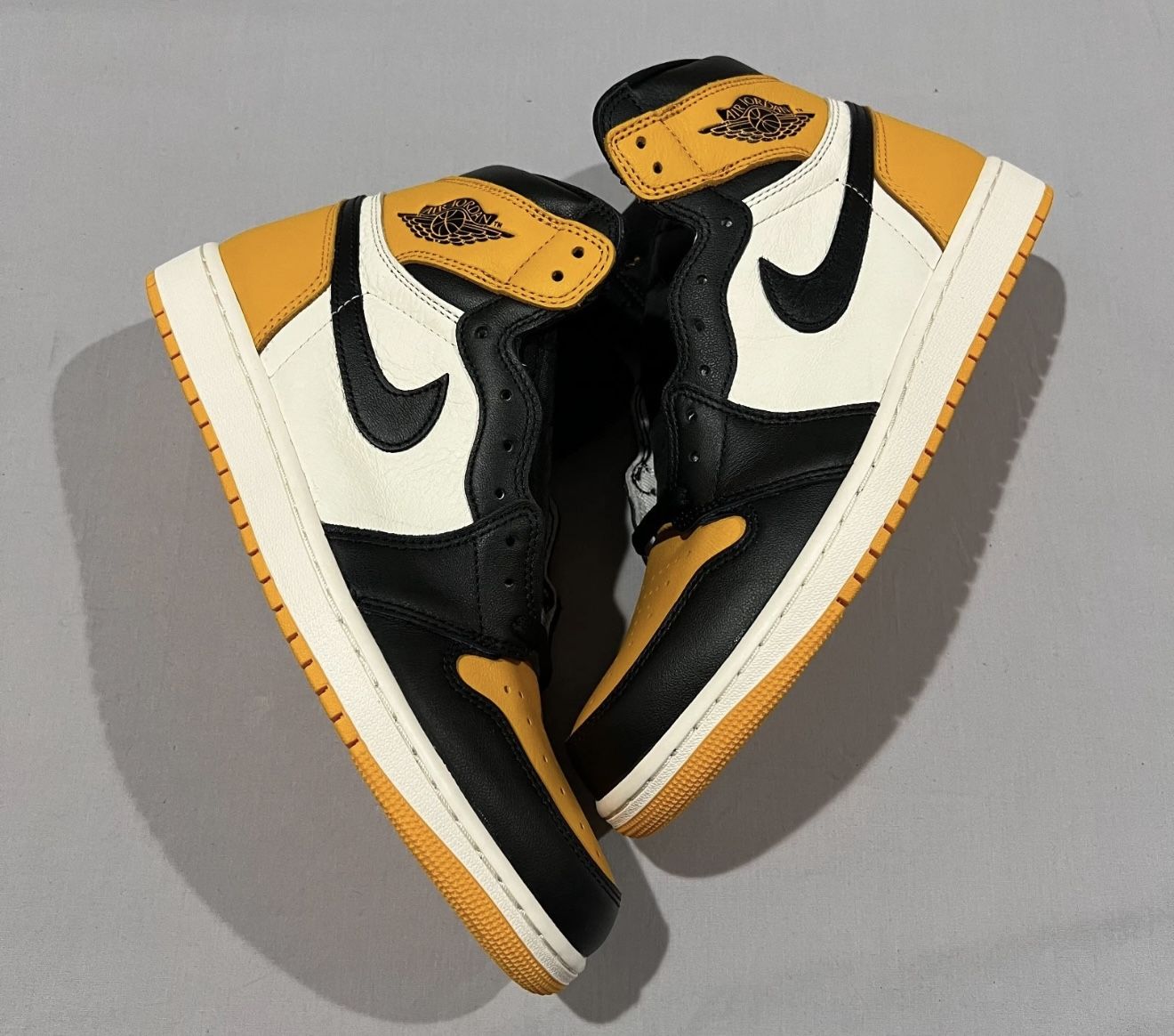 Jordan 1 High Og Taxi 🚕 13 Mens New DS 