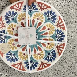 NWT Colorful Acacia 4pcs Plate Set