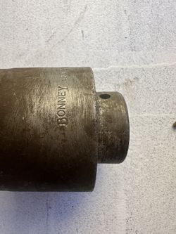 Vintage Bonney Sockets