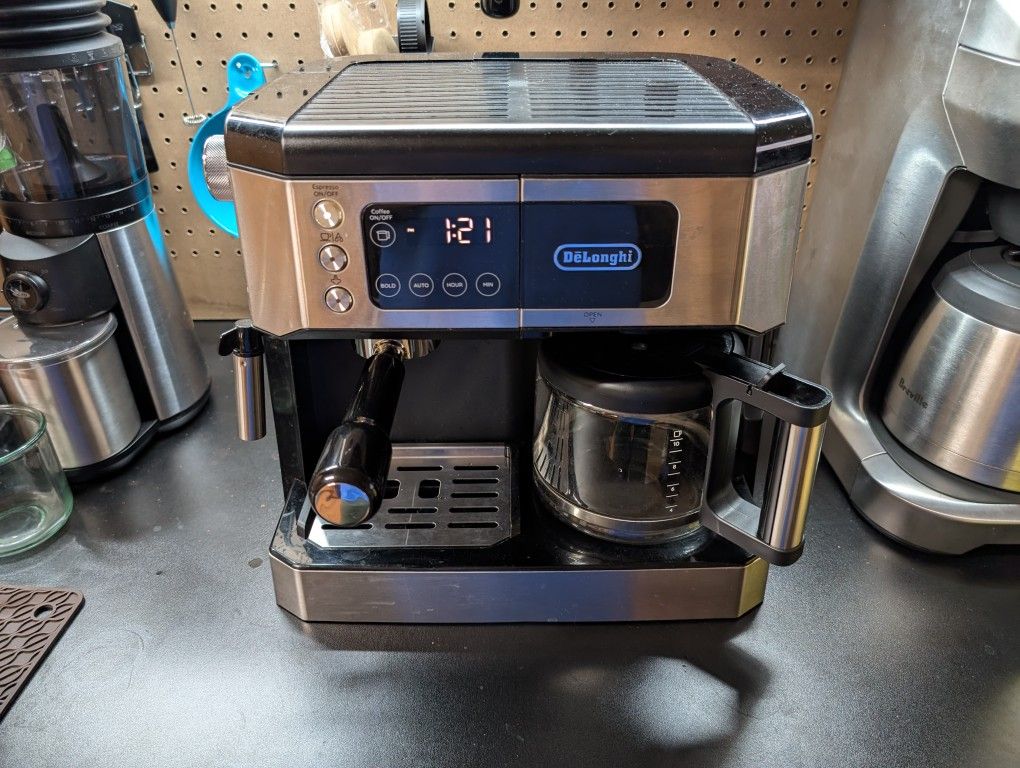 De'Longhi - Digital All-in-One Combination Coffee and Espresso Machine - Black and Stainless Steel