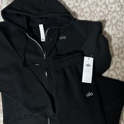 Alo Black Zip Up Hoodie and Sweatpants Set $150 **READ DESCRIPTION**