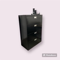 HON 600 Series black 4-drawer Lateral File Cabinet  EXCELLENT 