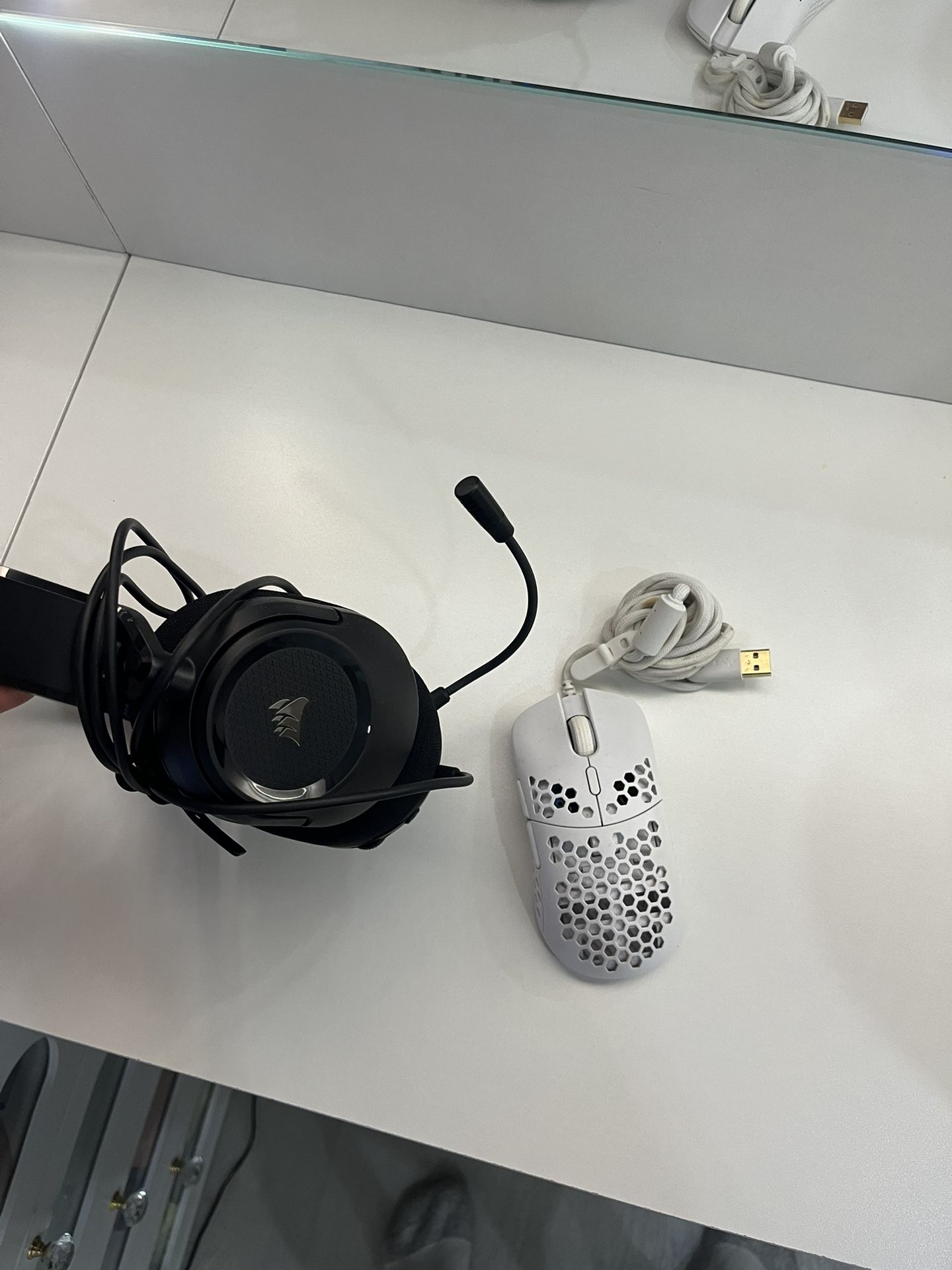 Corsair Gaming Headset + Mira-M HK Gaming Mouse Bundle
