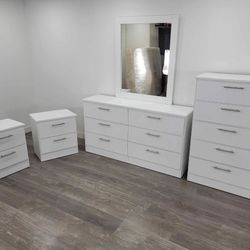 WHITE DRESSER WITH MIRROR CHEST AND TWO NIGHTSTANDS - CÓMODA CON ESPEJO GAVETERO Y DOS MESITAS DE NOCHE COLOR BLANCO 