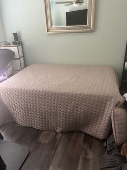 Full size mattress with metal frame