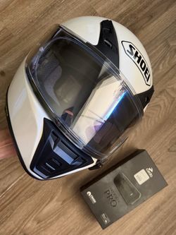SHOEI Motorcycle Helmet (S) + Cardo Intercom