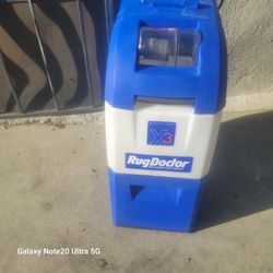 LRug Doctor Shampooer Great Condition