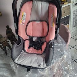 BabyTrend Car Seat