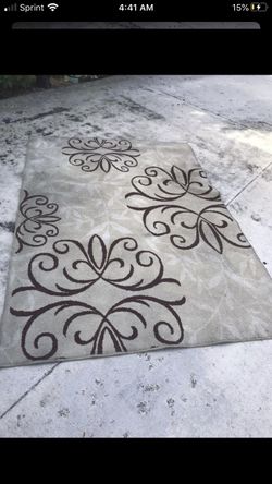 Area rug
