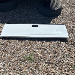 06 Silverado Tailgate 