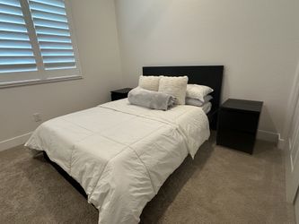 IKEA Malm Bed Set Full Size - Like New