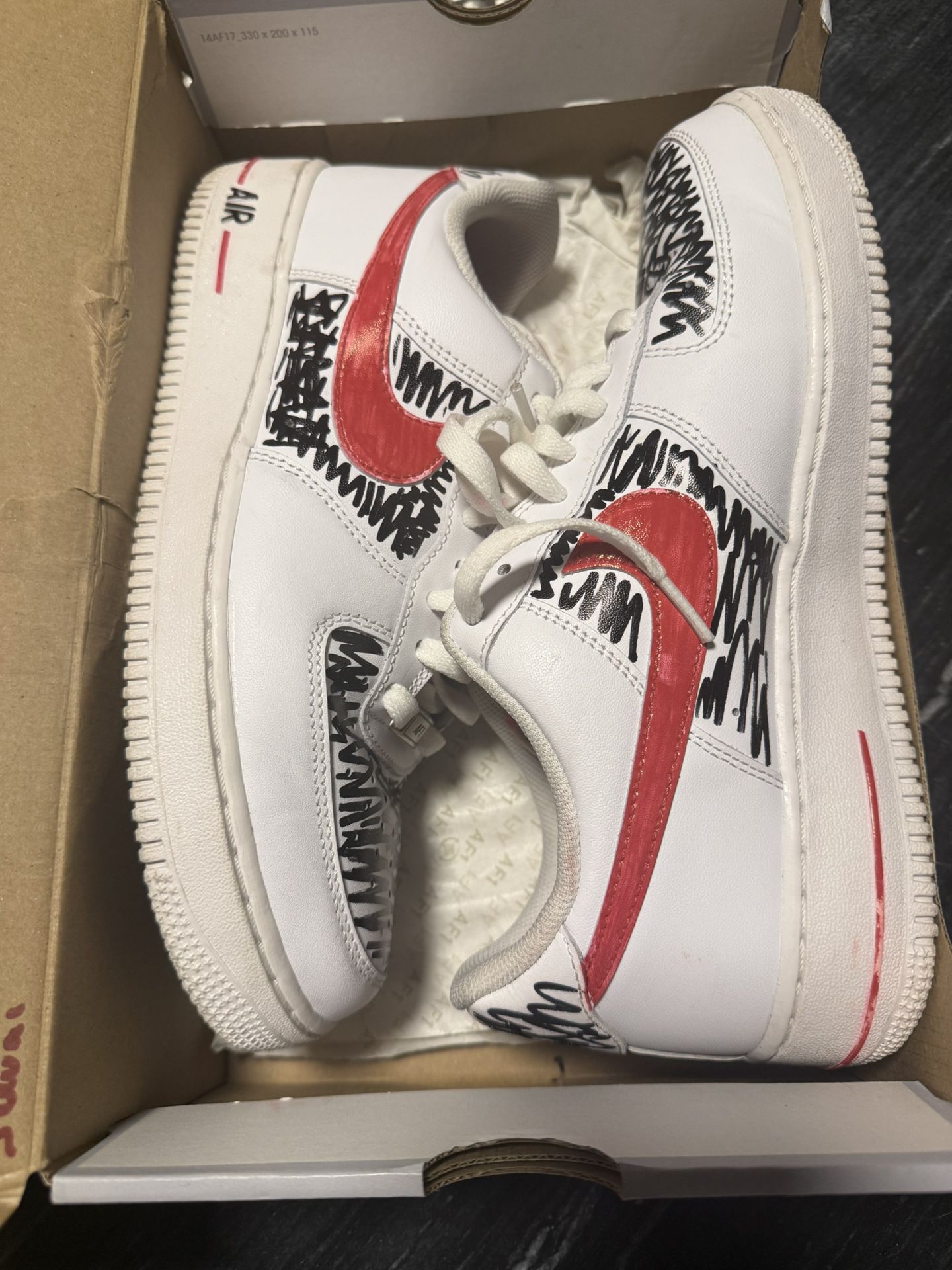 Nike Air Force 1