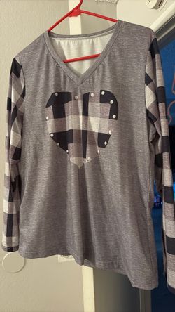 Woman’s xlg shirt