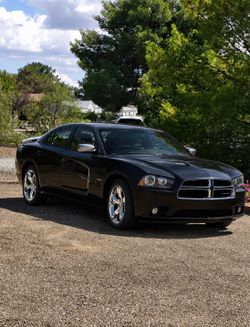 2014 dodge charger Rt max
