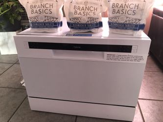 Countertop dishwasher