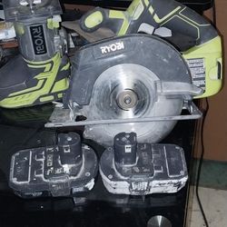 RYOBI TOOL SET