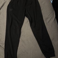 Black UA Sweats 
