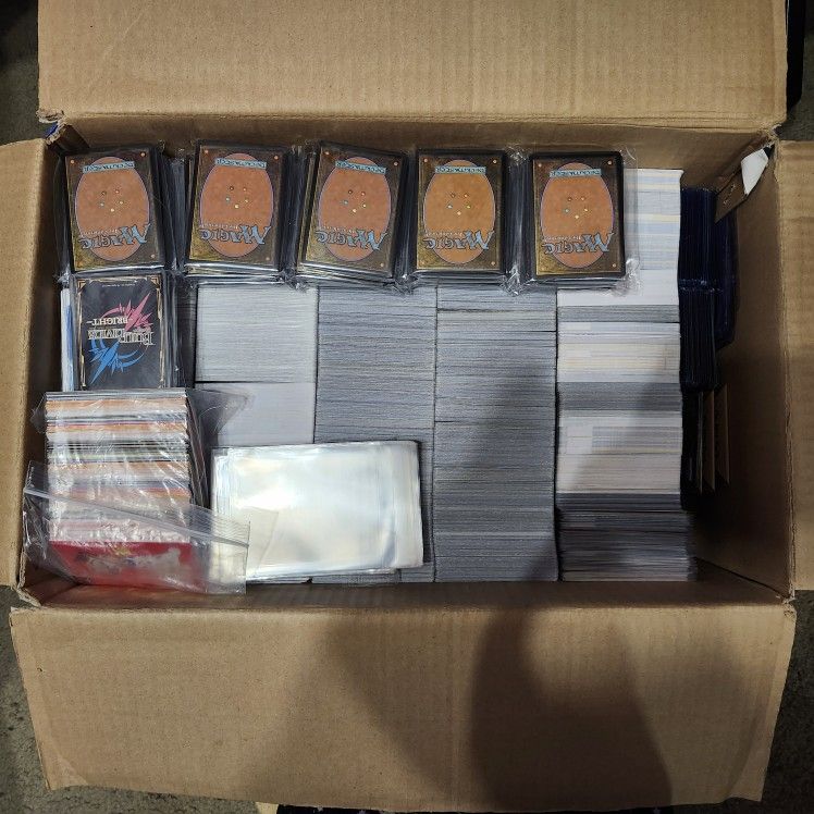 Magic And Weiss Schwarz Card Collection Over 6,000 Cards