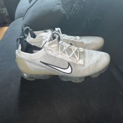 Nike Vapor Max Size 9.5
