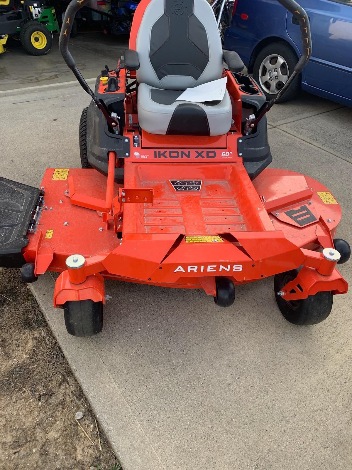 Zero Turn Riding Lawn Mower