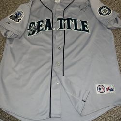 SEATTLE MARINERS Lopez Signed Jersey  .   READ BELOW