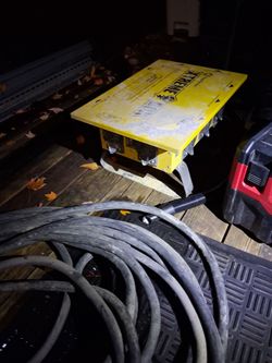 Spider box and power cord