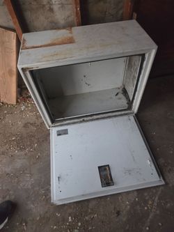 Metal Electrical Enclosure Cabinet with Door