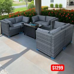 New inbox patio set (we finance and deliver)($54 down,90 day no interest payment plan)