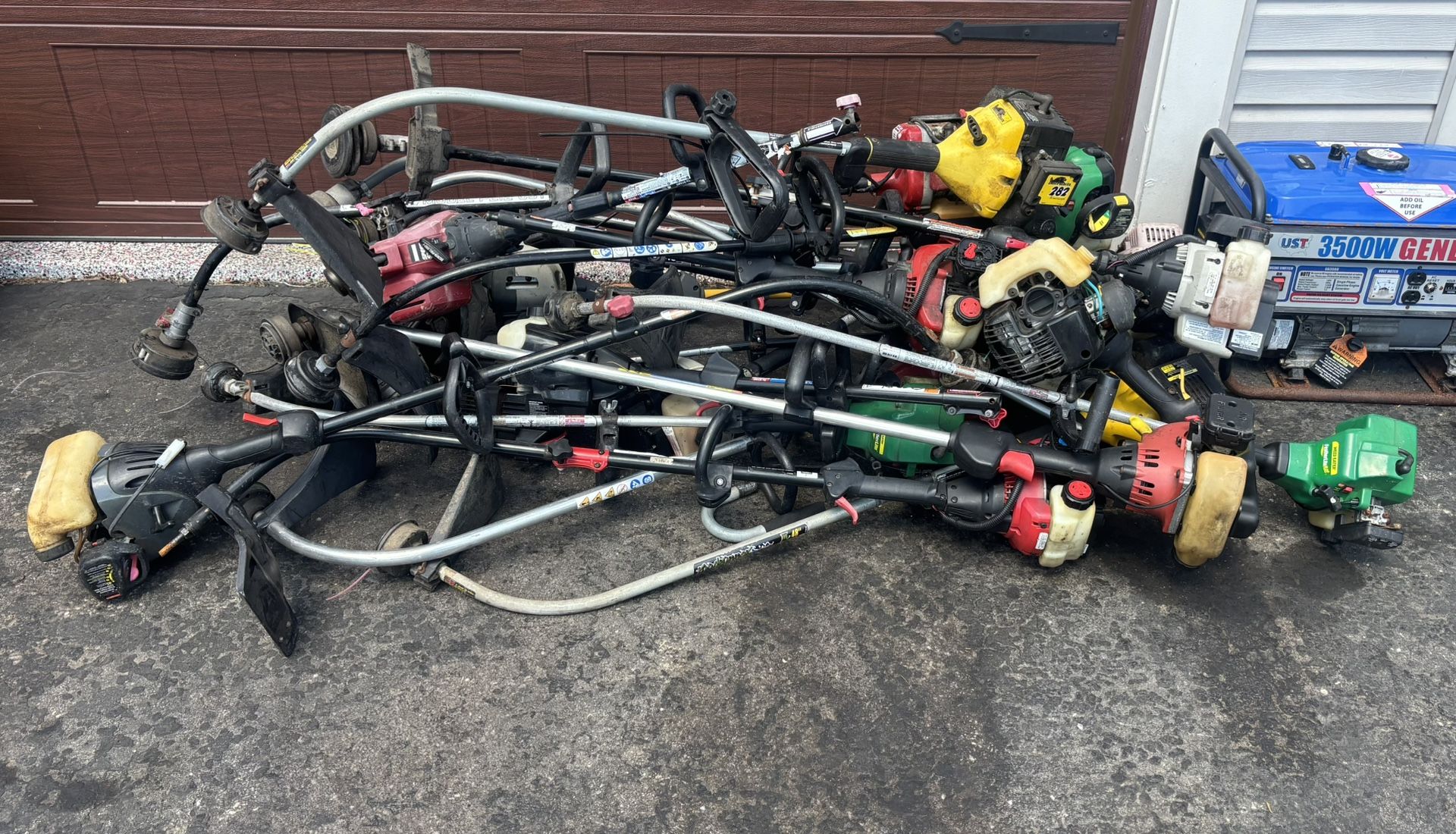 26 Weed Wacker Gas Trimmers