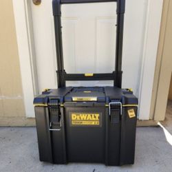Dewalt Tough System 2.0 Tool Box With Wheels Brand New 