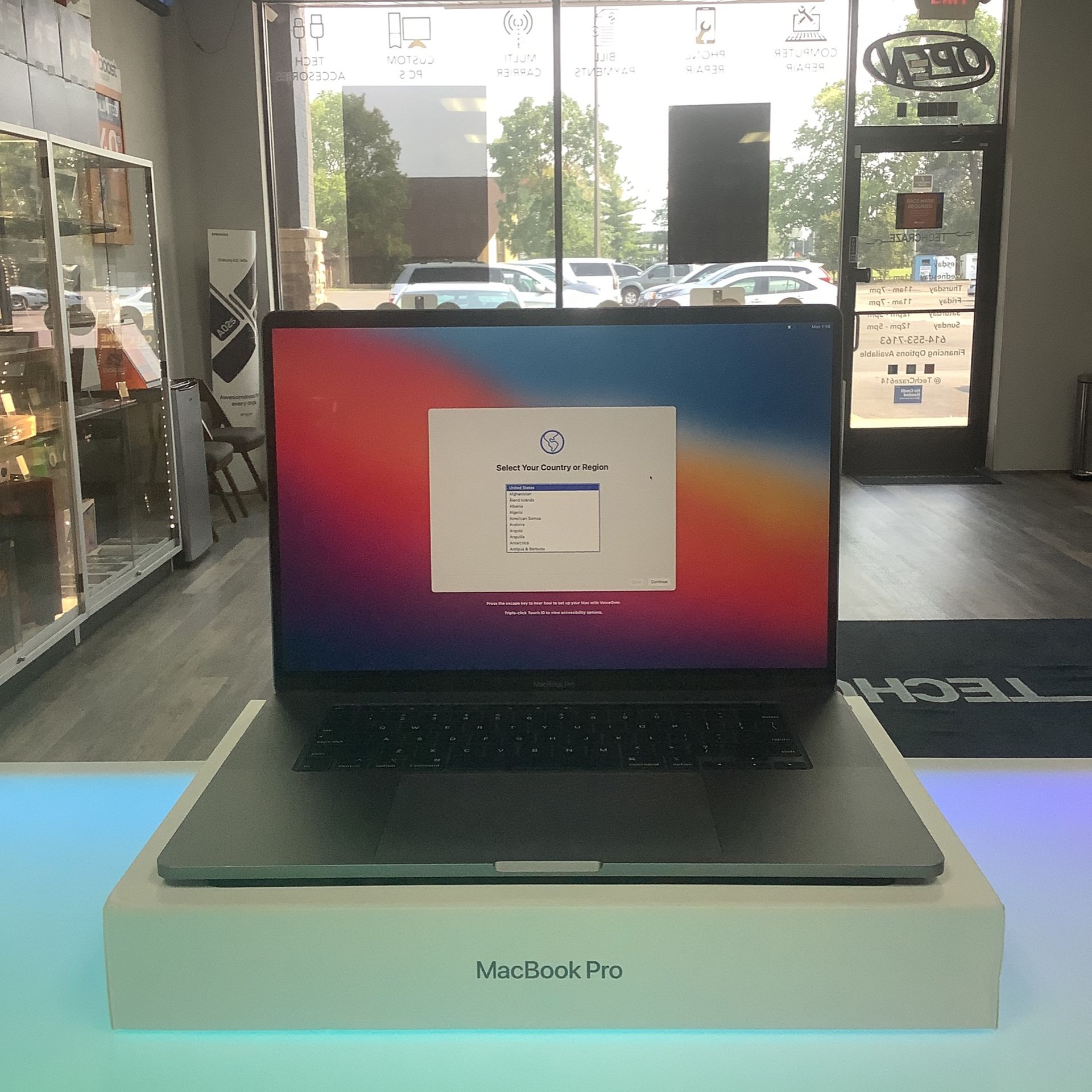 2019 MacBook Pro 16” 512GB Ssd 16Ram I7 Great Condition