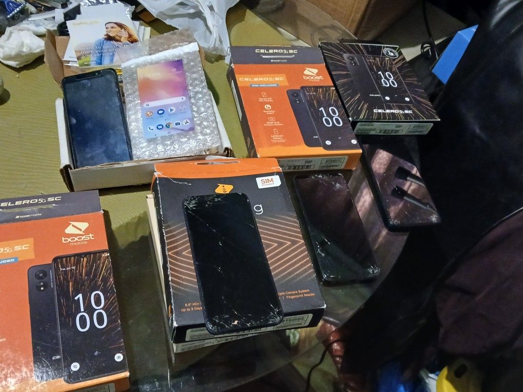 Celero 5G Cellphone Lot