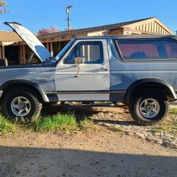 1990 Ford Bronco