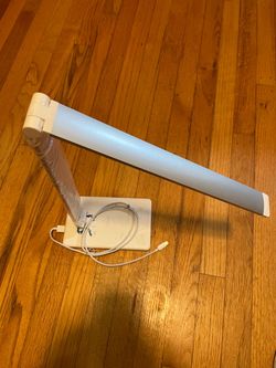 Multifunctional LED Eye-Protection Desk Lamp / Touch Control Dimming / Foldable and Portable General Condition: Functions are intact and operation is