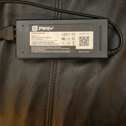 Power adapter for Toshiba laptop