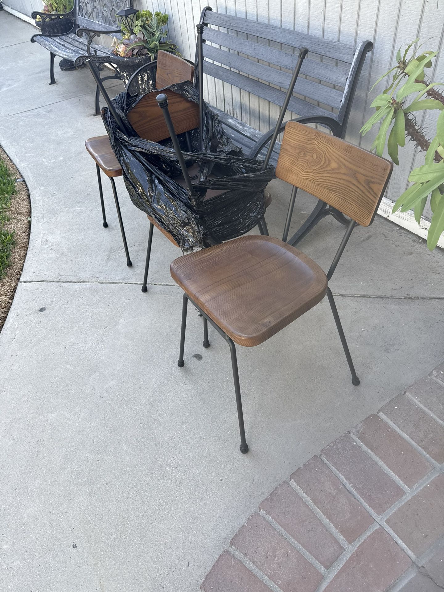 Set Of 4 Chairs