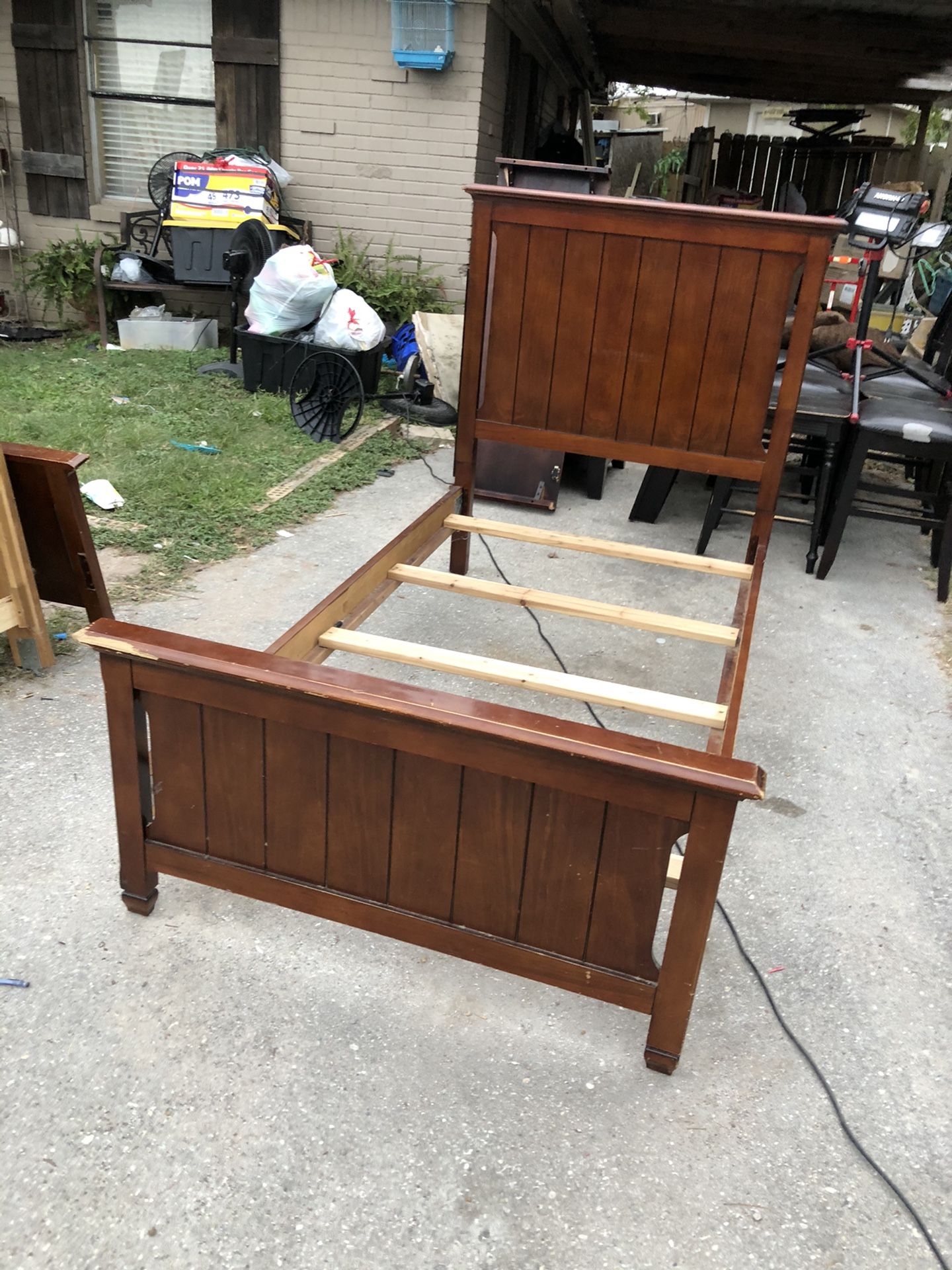 Selling 2 Twin size bed frames