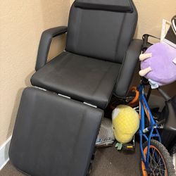 Tattoo / Spa / Massage Chair 